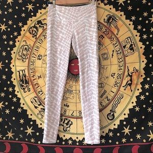 Victoria’s Secret sport “knockout tight” leggings